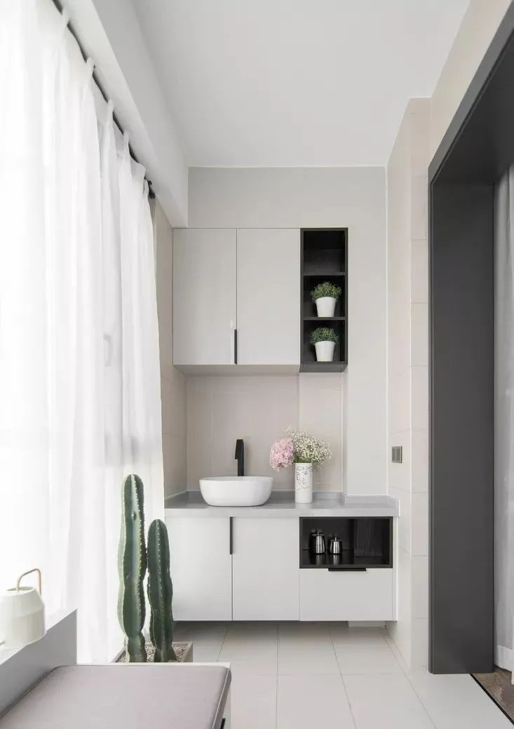 玄关柜|房子再小也要把这7个地方装上柜子!比多买一间房都值!