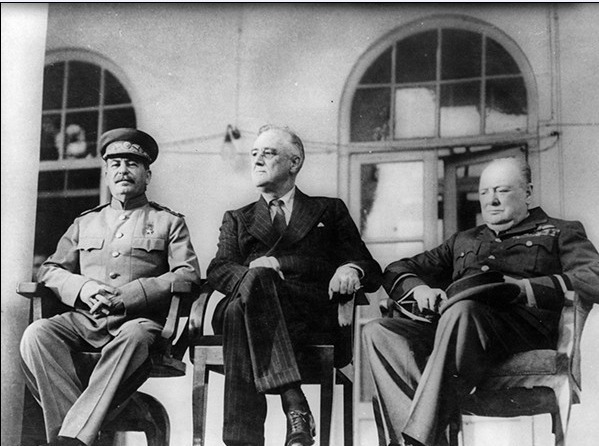 抵抗|二战坚决抵抗的丘吉尔是不是输了帝国，赢了二战？英国值得吗？