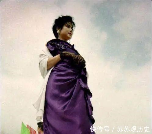 老照片实拍改革开放初期中国大陆的模特