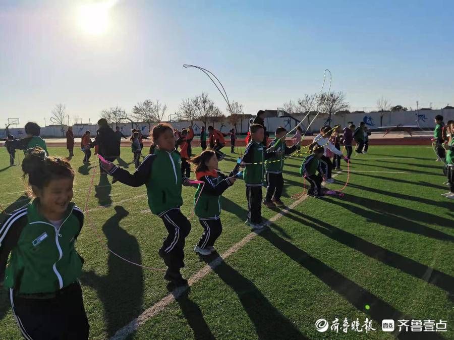 齐鲁壹点|陈庄镇薄家小学：花样跳绳“韵动”校园