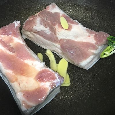 白醋|广式脆皮烧肉