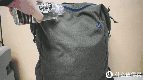 焦点|城市通勤利器，特别轻！很能装！多特SPOT焦点18L背包，让妹子如释重负