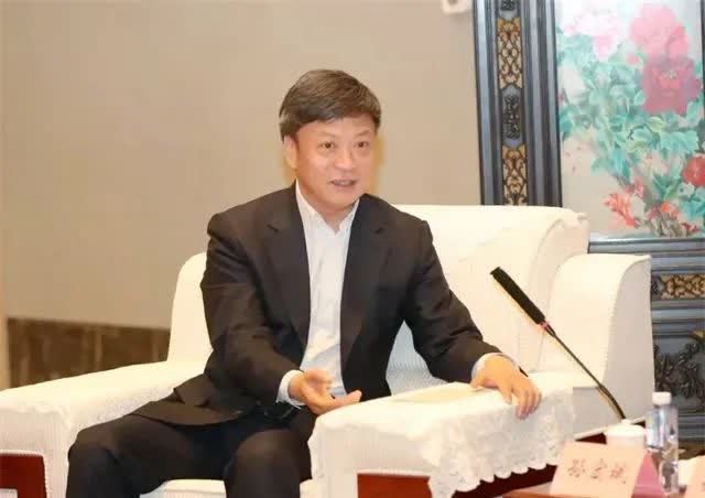 土地储备|投资贾跃亭被坑150亿，后拿700多亿帮王健林，如今还手握千亿现金