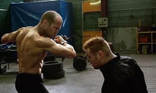 虐背|有一种背,叫杰森斯坦森的“大神背”,附高效虐背教程