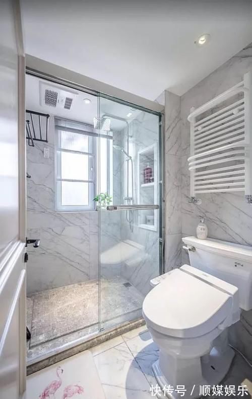 餐厨一体|87㎡小三房,电视墙太漂亮了,尤其“餐厨一体”实用极了