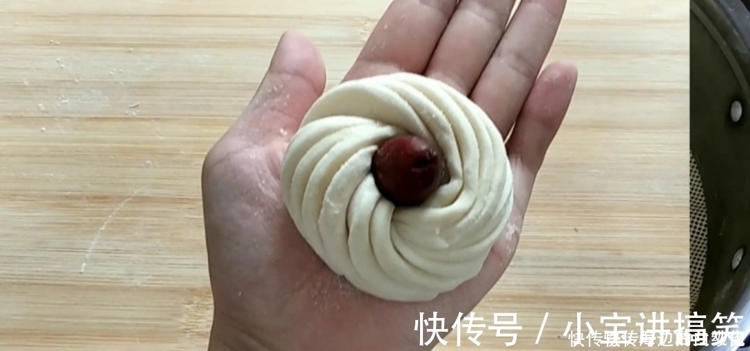 千层枣花馍|千层枣花馍不用发面，不用一滴油，层层分明，好看好吃