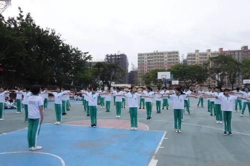 生长发育|初高中学生身高表出炉，达到这个数才算合格，你家娃拖后腿了吗？