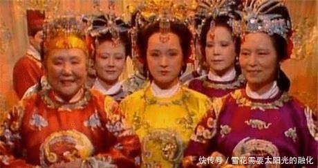  元春|红楼梦：元春封妃省亲是一场阳谋，疯狂与捧杀从此开始