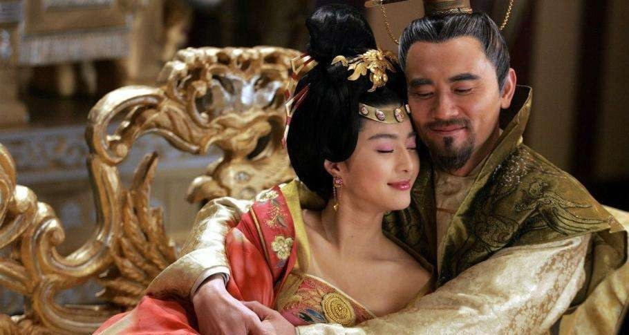 杨玉环|唐玄宗专宠杨玉环，为何只是贵妃，她和唐玄宗有感情吗？