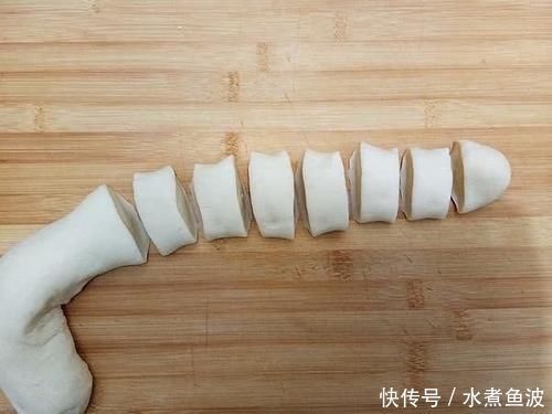 面粉|以后面粉就这样做,加1个鸡蛋,不用烤不用蒸,比蛋糕都好吃