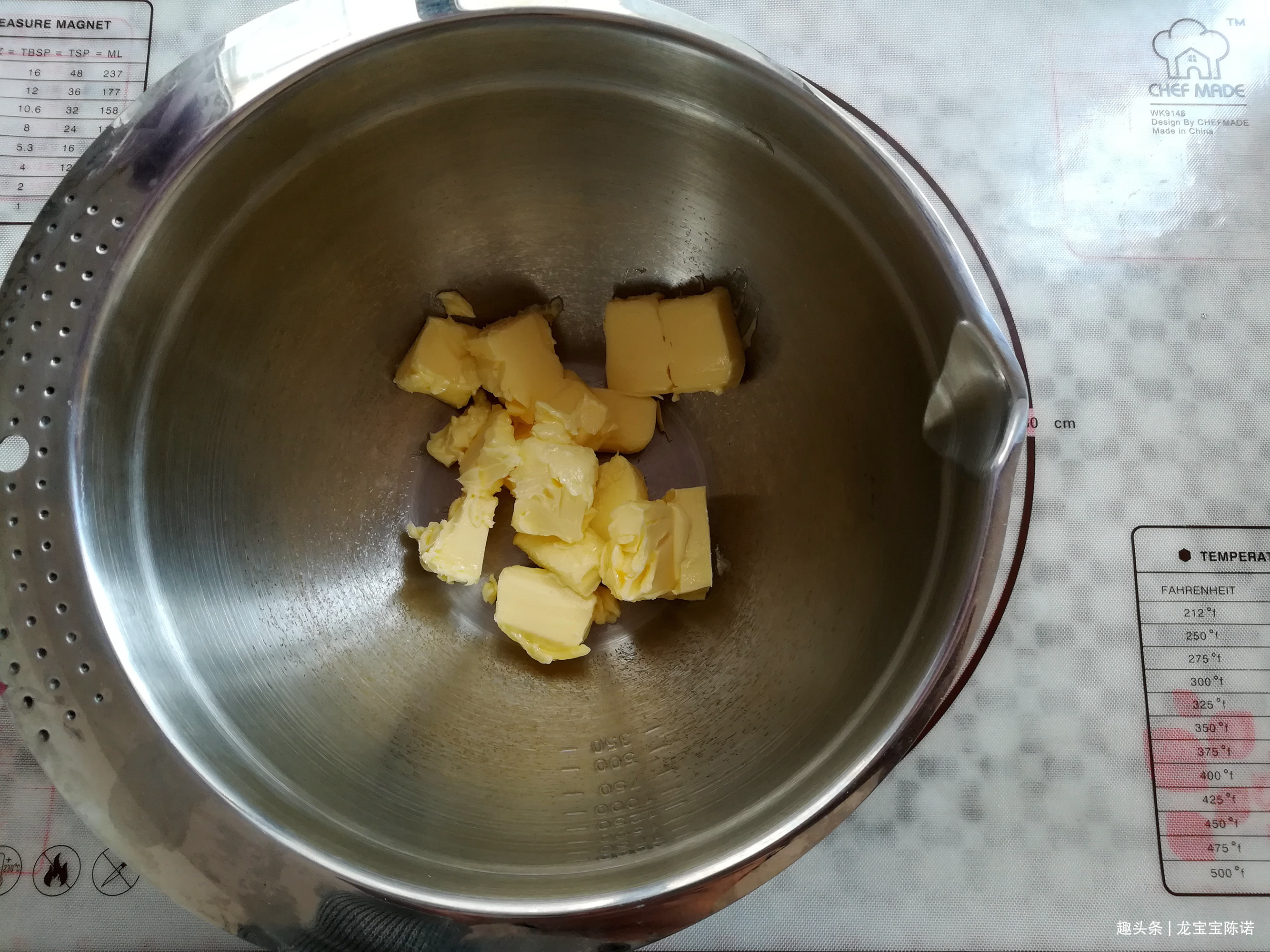 这种水果正当季,用它做蛋糕,清香不甜腻,大人小孩都爱吃