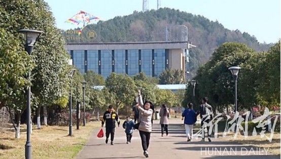 就地过年”带火本地游 湘乡市水府旅游区人气旺