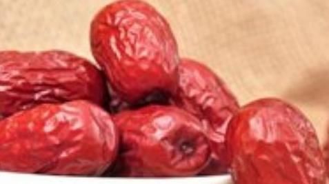 污血|来“例假”时,多吃5红、少吃2白,能保养子宫,排出多余污血