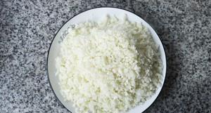 减肥菜谱,无米蛋炒饭,简单美味营养,谁吃谁瘦,动手试试吧