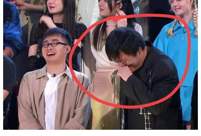 呼蘭|脫口秀大會決賽名場面：周奇墨奪冠，呼蘭力挺好兄弟王建國很催淚