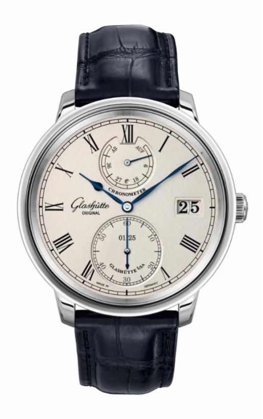 潜水表|格拉苏蒂原创高精准时计,逐浪“潜”行无所畏惧