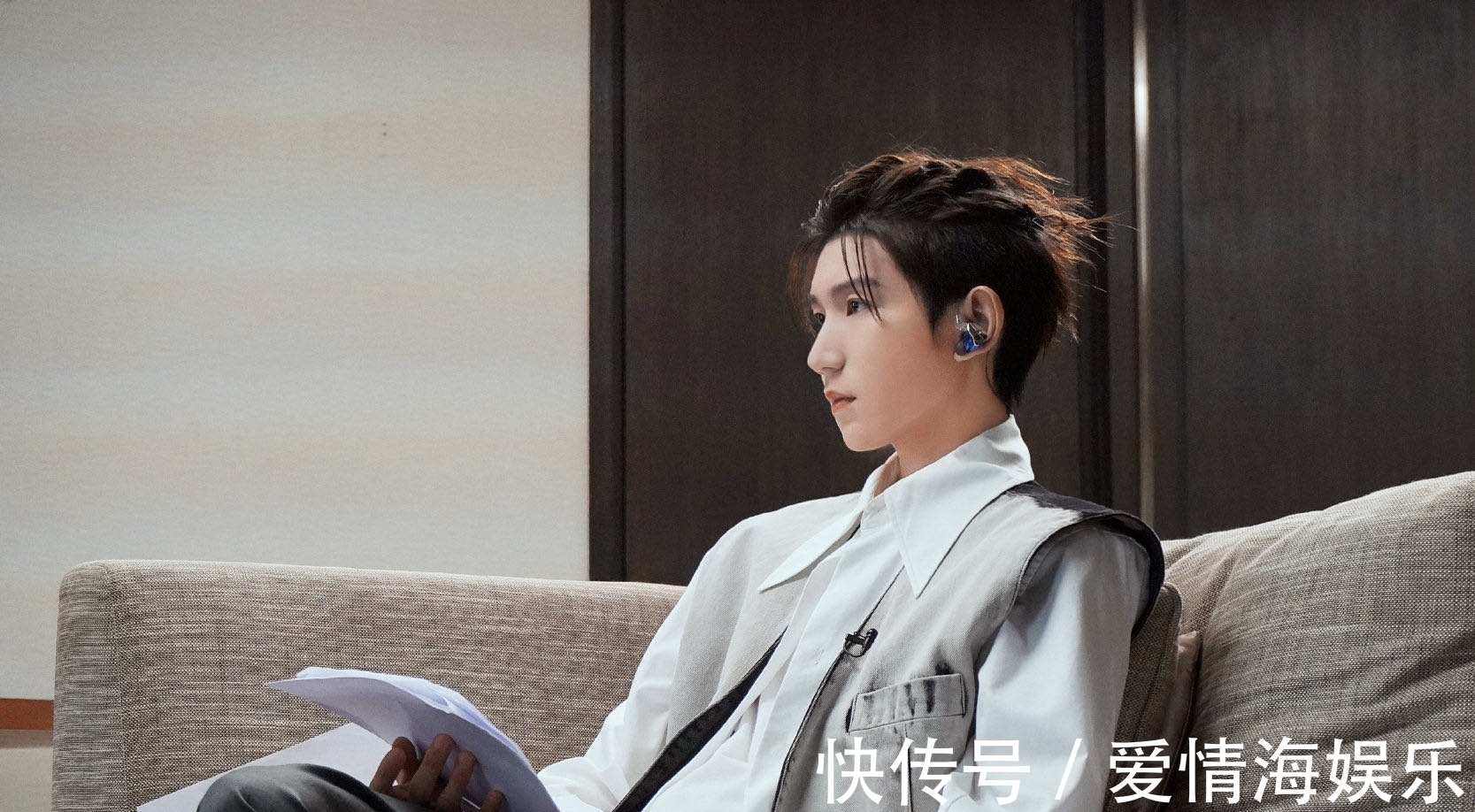 王源|王源《明日创作计划》上线 音乐交流引共振