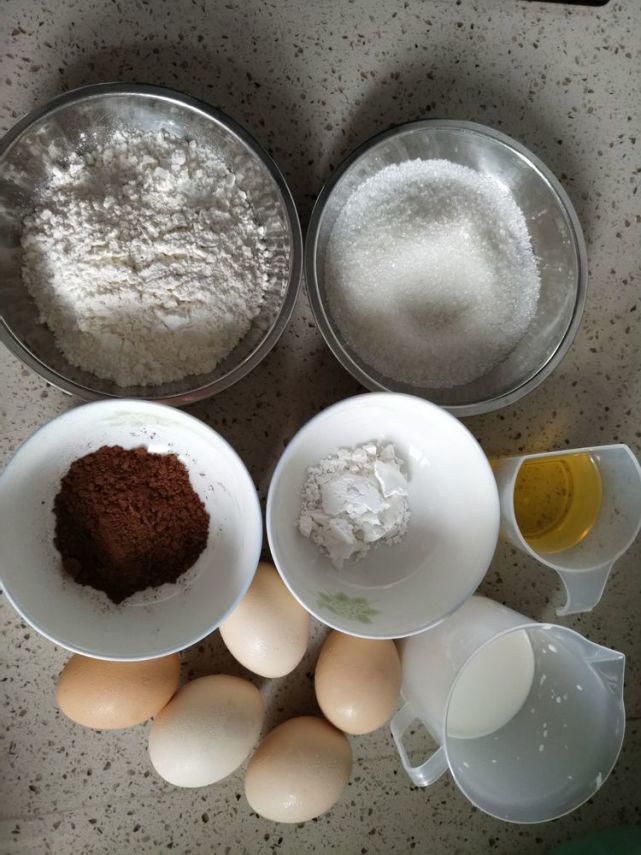 不需要裱花就可以很美的蛋糕