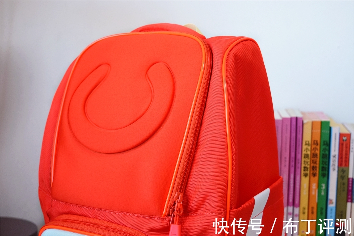 书包|悬浮减重设计,送给孩子更好的开学礼物,能抗菌还能减压护脊!