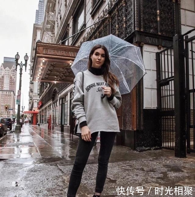 女人|女人身高不足165,建议冬天多穿这3条裤,搭短靴,时髦显瘦