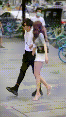 |搞笑GIF趣图:这种人,一辈子都找不到婆娘