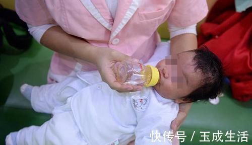 现象|“妹妹流血啦,妈妈快来”,面对意外,哥哥的反应让医生竖起拇指