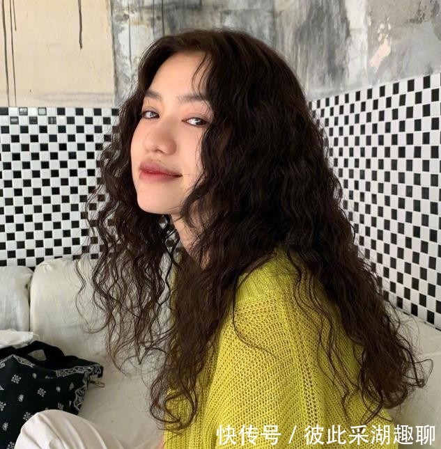 老气|若你今年过了40,这3种“大妈发型”尽量少留,容易显老还伤发