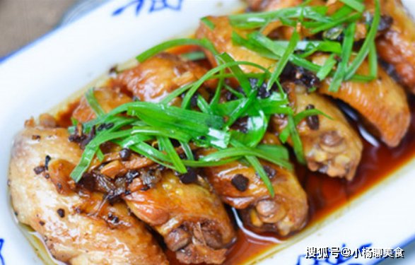 玉米淀粉|蒸鸡翅比可乐鸡翅简单，肉质鲜嫩，美味可口，一家老小都爱吃