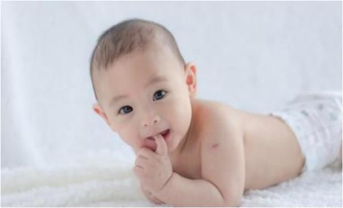 宝宝|孩子大脑发育有信号，若小婴儿出现这些特征，说明有当学霸的潜力
