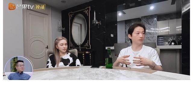 周扬青|《女恋4》好离谱，周扬青与罗昊分手开启新约会，男嘉宾神似成毅