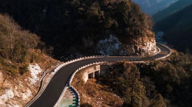 叫板川藏线、美过香格里拉，这条皖西马丁公路，藏尽美景，却少有人知