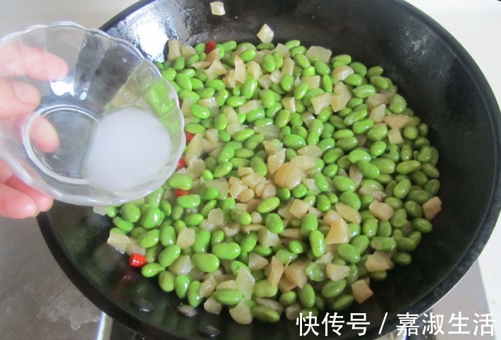 毛豆米|夏天胃口差就吃它,每天取一点炒着吃,给身体做个“大扫除”