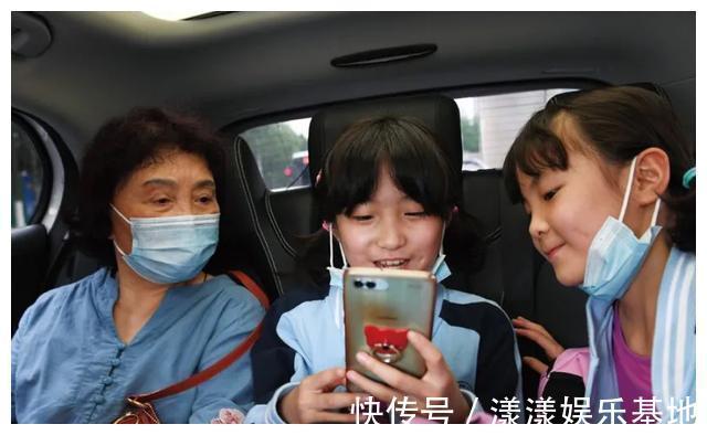 丈夫|60岁失独母亲冒死生双胞胎,被问是否后悔:早知如此会三思而后