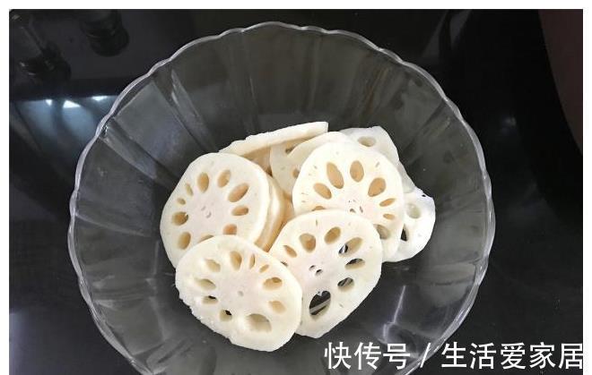 水八仙|莲藕这么做,酥得掉渣,比薯片好吃,比锅巴还香,一次2斤不够吃