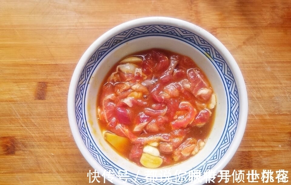 土豆|炸酥肉别只知道加淀粉,多加一样食材,成品更加香酥好吃,试试吧