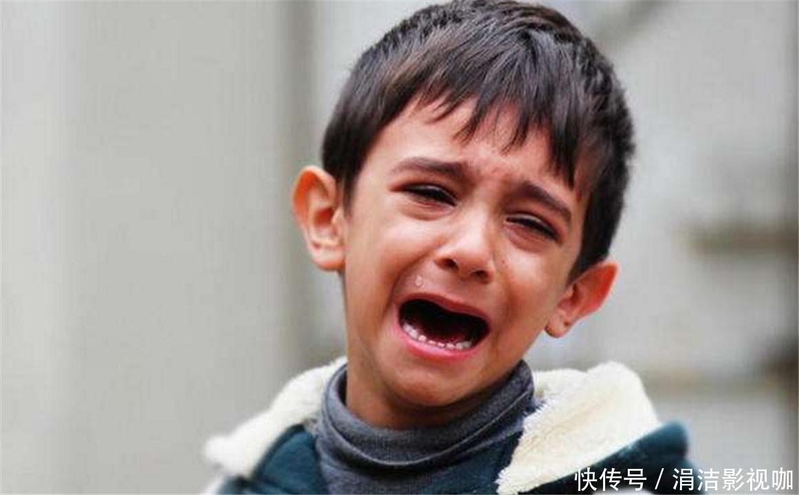 小柔|“经常挨打”和“从不挨打”的孩子，将来差距明显，家长别不重视