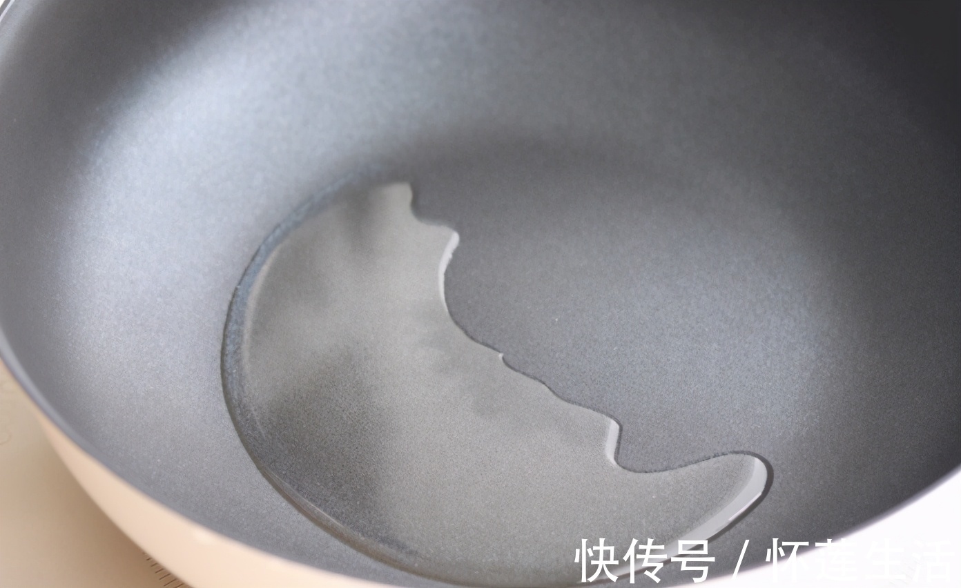 饭店|用剩饭炒一盘咖喱饭,在家也能吃出饭店的味道,连吃2碗都不够