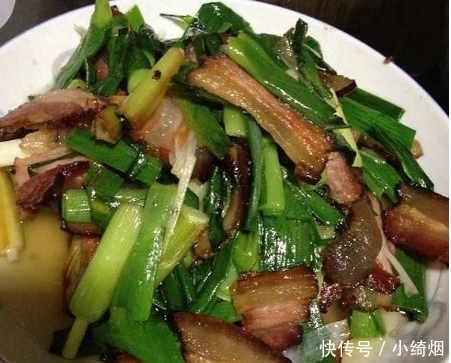 哥哥第一次把嫂子带回家,妈妈四个拿手菜招待,嫂子:明年就结婚