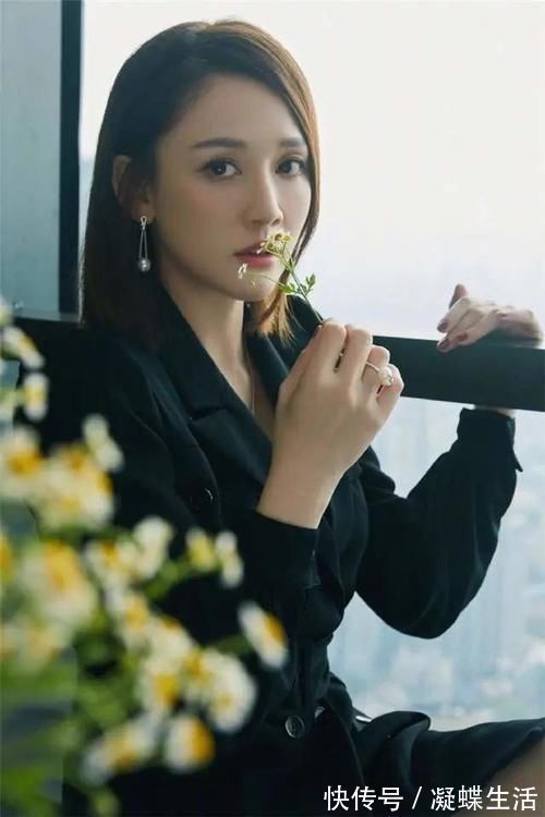 中年 换个发型换换心情,今年超火的5种发型,赶紧试试,看着就减龄