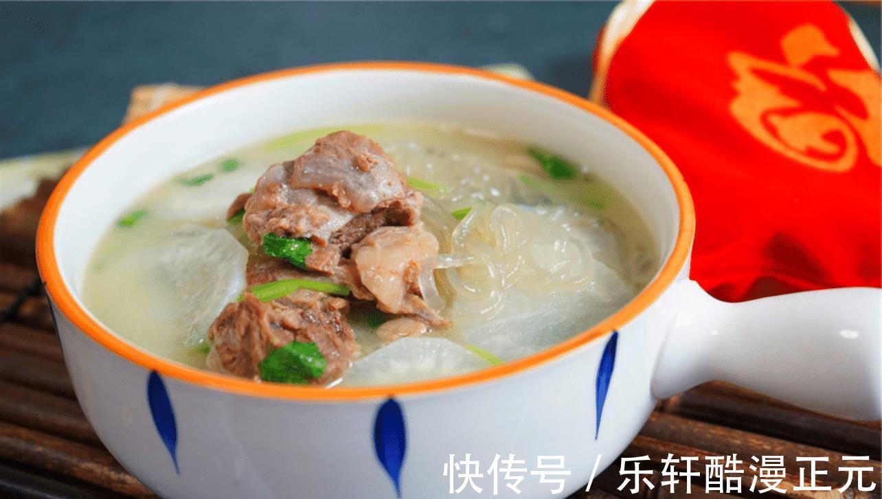 秋天|白萝卜和它是绝配，简单炖一炖，营养又滋补，秋天吃特养人