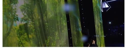 廖昌永|《中国好声音》廖昌永选曲，陈文非被压的不行，唱和声都是她的活