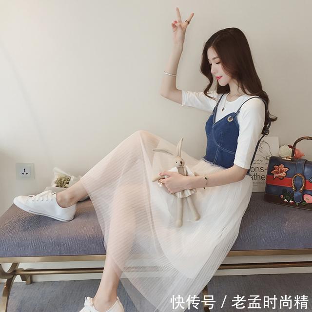 柔美|精致女人需要连衣裙来烘托,气质典雅又清新,柔美知性女人味