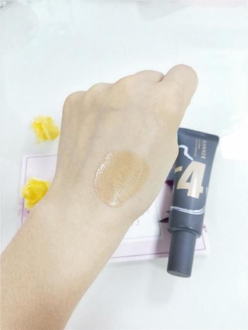 美宝莲|学生党不能错过的几款平价粉底液,性价比超高,高级又不踩雷