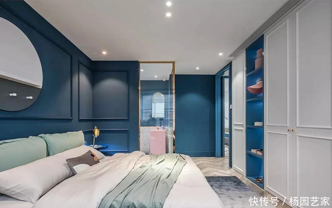 齐家栗子|89㎡现代轻奢风格新房装修,粉+蓝拼色背景墙惊艳!