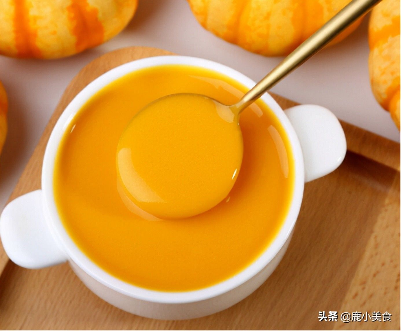 南瓜加苹果你吃过吗?教你新吃法,饭店都没卖的,全家都爱吃