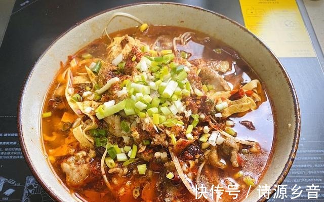 家庭版|家庭版水煮肉片麻辣鲜香,色泽鲜艳,搭配米饭,好吃到停不下来!