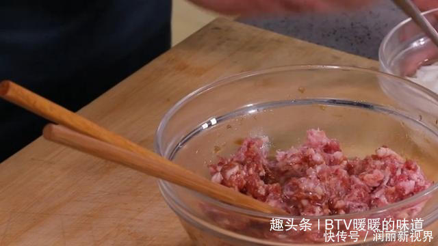 立刻|你做的饺子馅又干又柴避开2个误区,饺子立刻好吃到爆汁