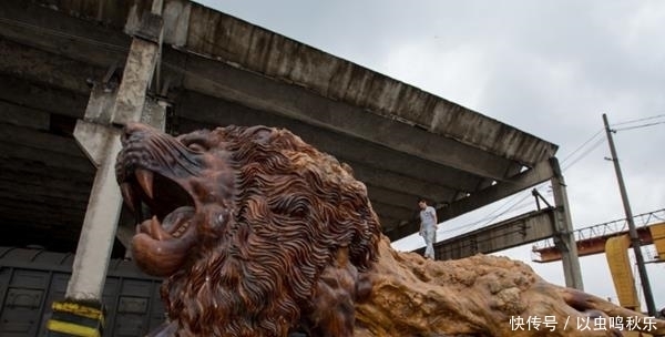 根雕|还记的高速上托运的东方雄狮吗?富豪开价300万被拒,如今怎么样了?