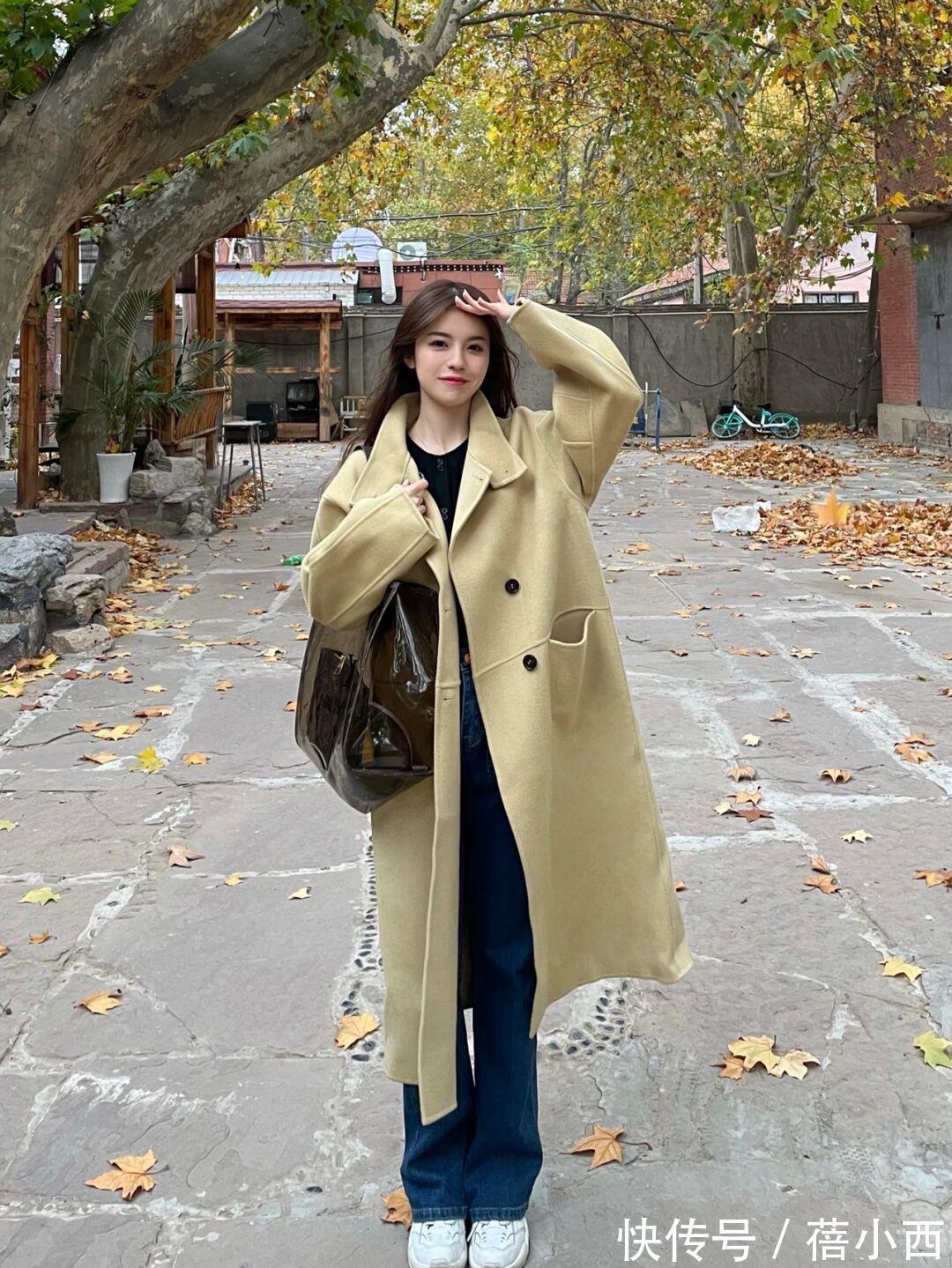 大衣|入手一件“长款大衣”,这样搭配阔腿裤、牛仔裤、半身裙,显档次