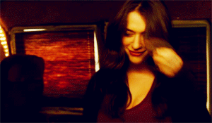 再现|熊黛林再现超模气场，水绿色蕾丝旗袍端庄清雅，丝毫不吝啬好身材